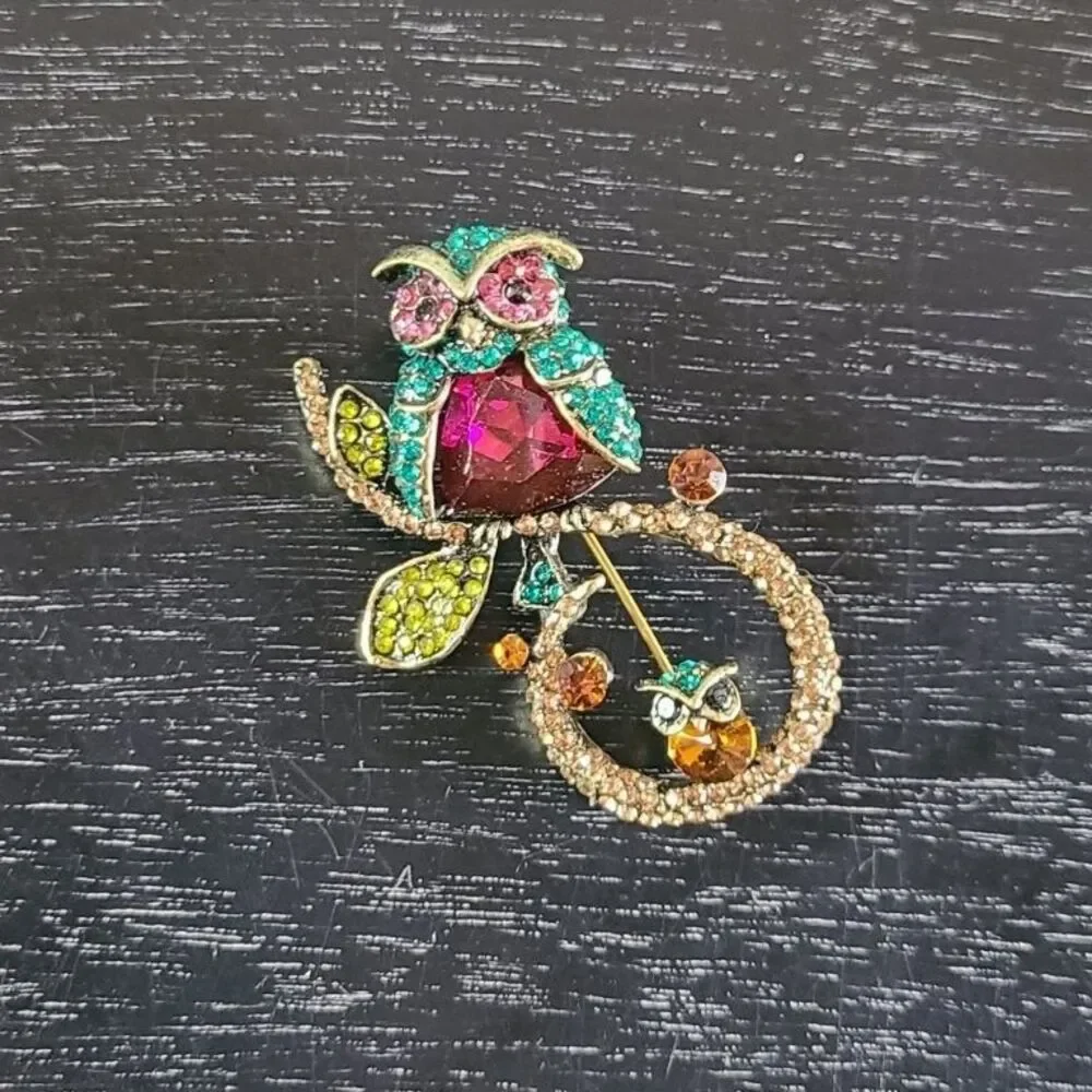 Multicolor Rhinestone Owl Brooch Pin Gold Tone Crystal Bird Women's Fashion Gift